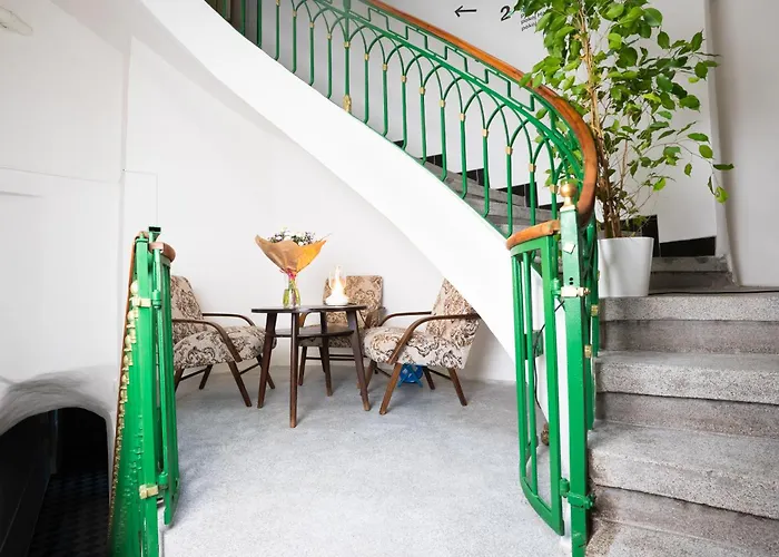 White Wolf House Hostel & Apartments